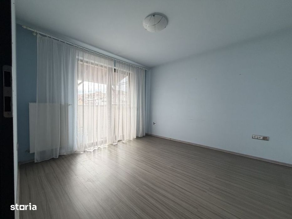 Apartament 3 camere in cartierul Intre Lacuri