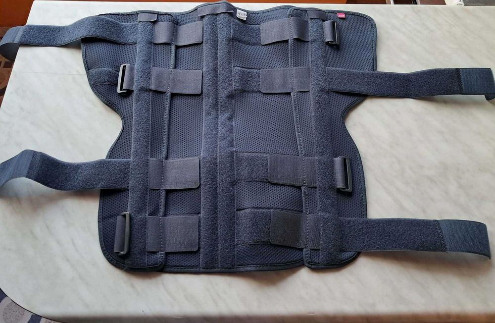 Шина за коляно | носена 2 пъти