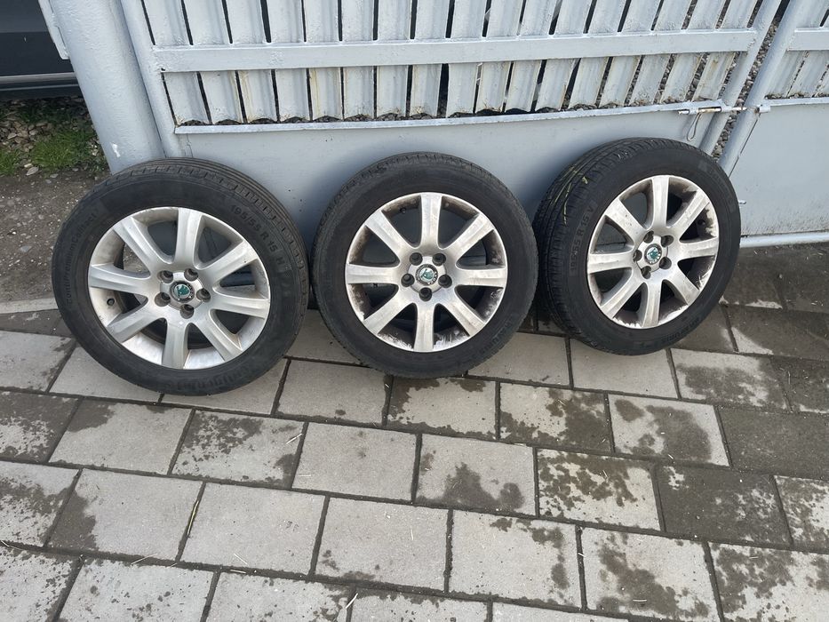 Vand jante aliaj pe 15+cauciucuri