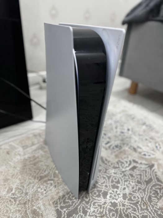 Продам  ps5 с дисководом