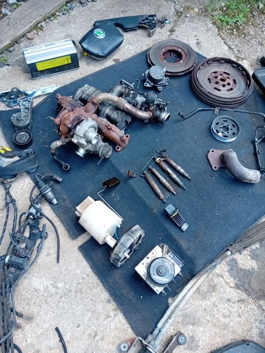 Продавам на части Шкода Октавия 1.9тди 90кс.2000г.комби