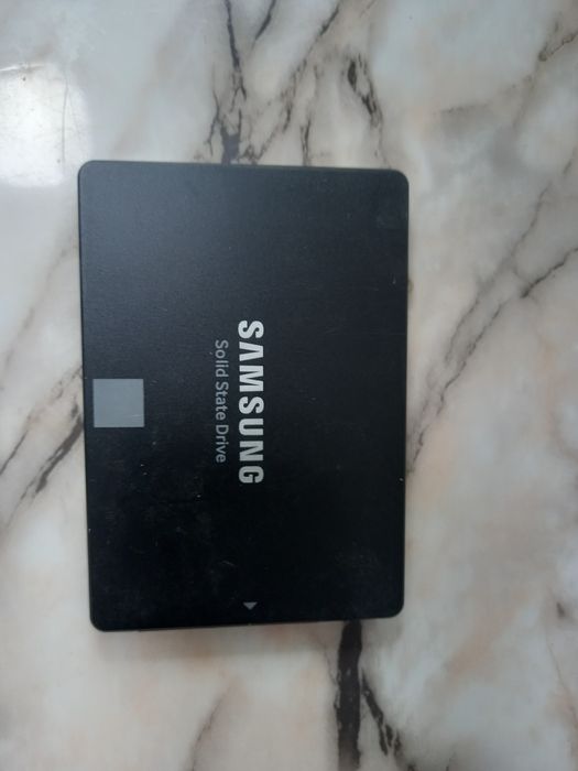 Диск Samsung 860 EVO , 250 GB, SSD SATA III, 2.5"