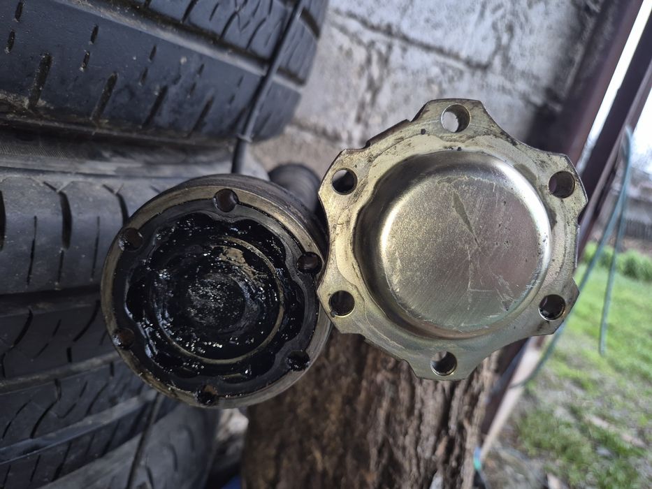 Planetara stanga fata golf 4