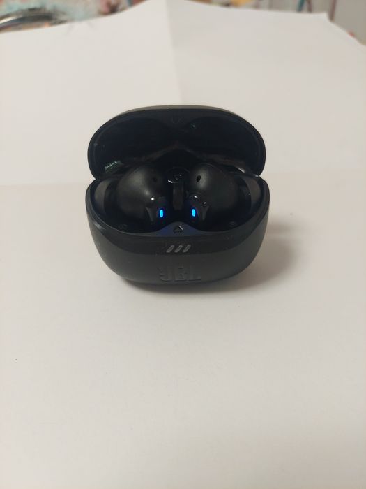 Casti JBL Pure Bass Tune 255nc