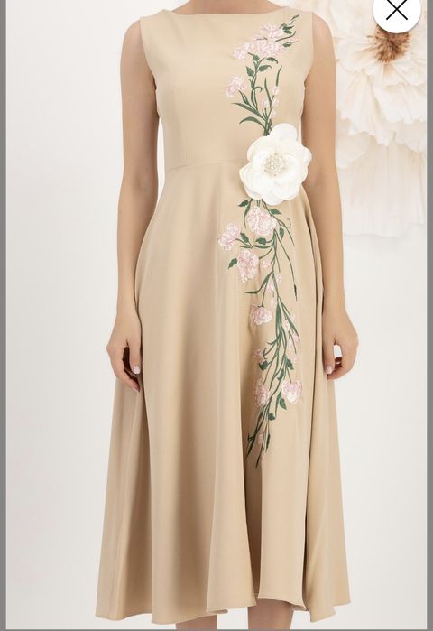 Rochie de seara crem STARSHINERS, noua cu eticheta