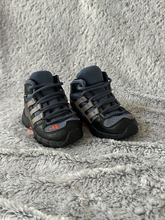 Детски зимни боти Adidas Terrex