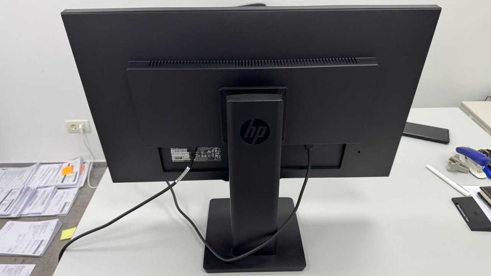 Monitor Gaming LED IPS HP X27i 2K, 27", QHD, 144Hz, FreeSync, negru