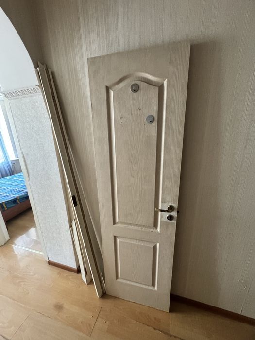 Двери продам, 3 штуки