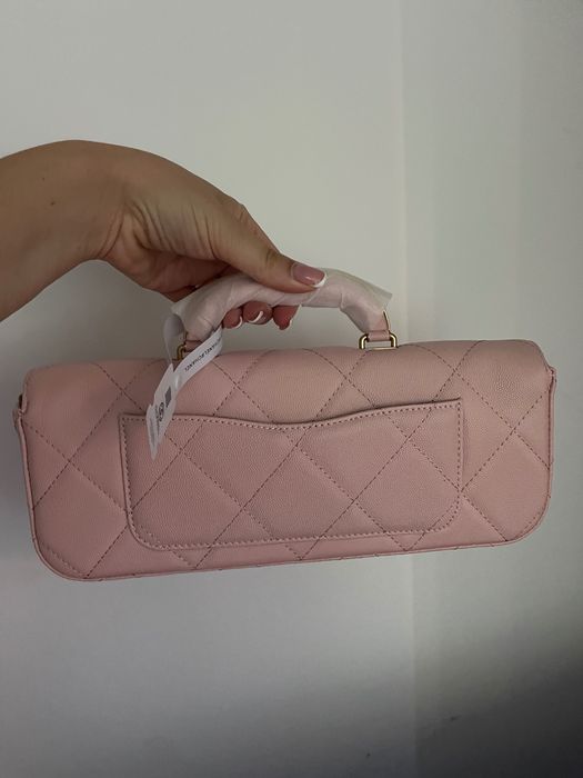 CHANEL чанта тип багета