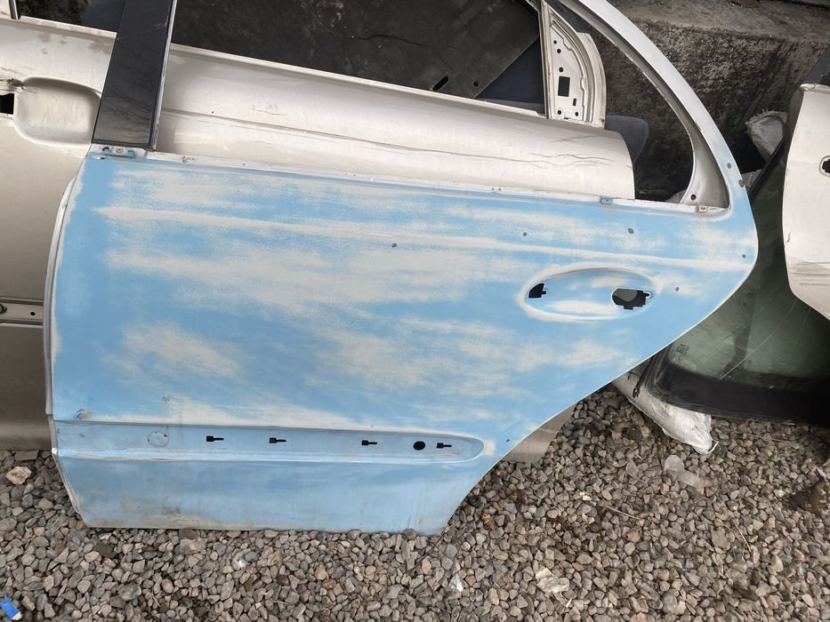 Двери мерс 211 3 есік