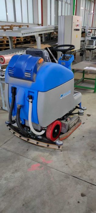 Подемна техника, мотокар, газoкар, електрокар, ричтрак, стакери