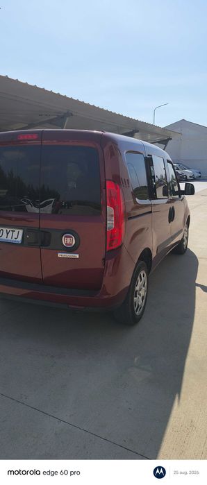 De vânzare Fiat Doblo, motor 1,6.
