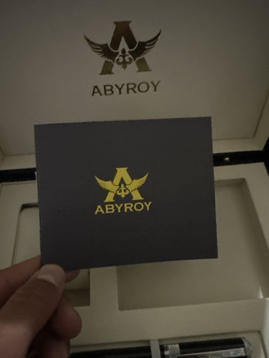 Часы от компаний Abyroy