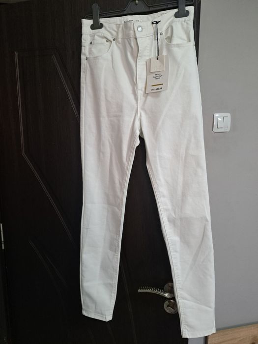 Нови Pull and Bear