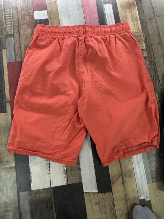 Червени и сиви памучни къси панталони Kiabi за 12-годишни.