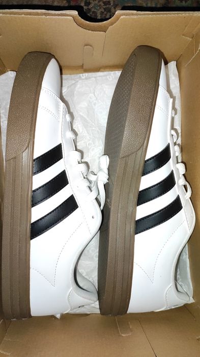 Адидас, натуральная кожа