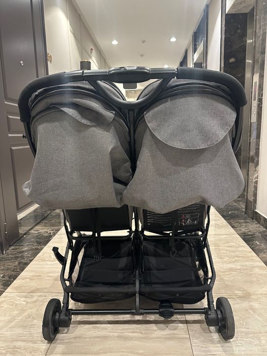 Коляска для двойни