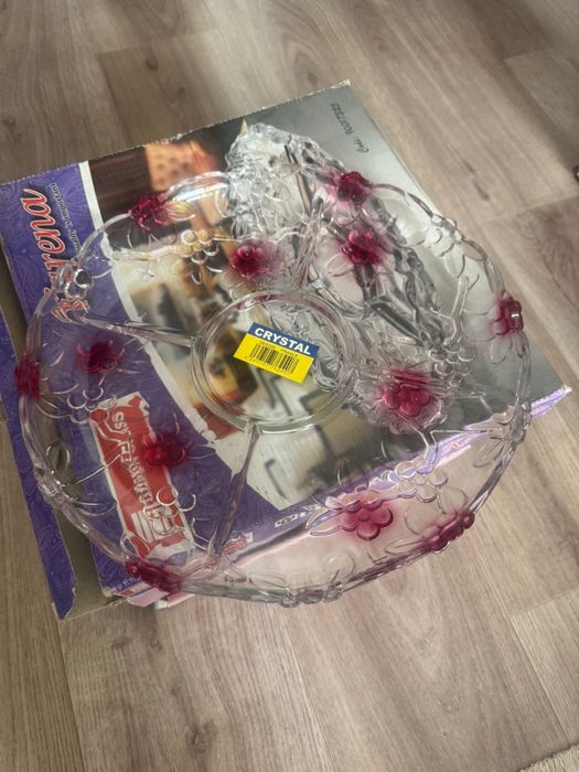 Продаю стеклянные посуды