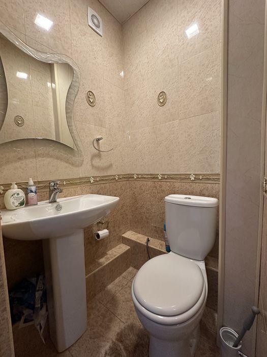 Продаётся своя 3/8/9 Шастри, ориентир город. ОВИР, напротив кафе Бек