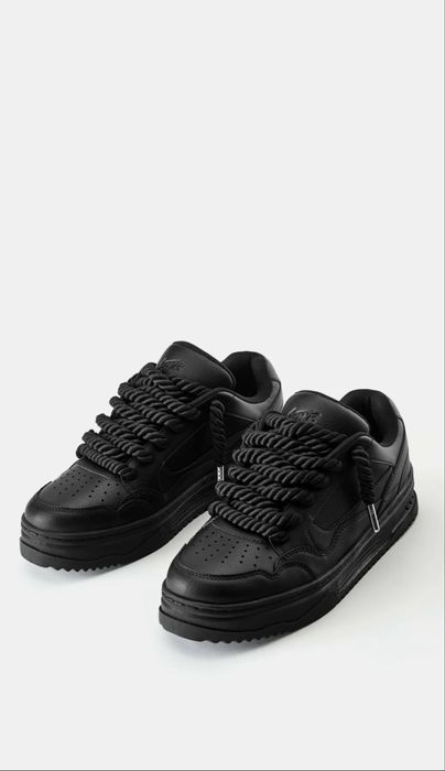 Adidasi pull&bear