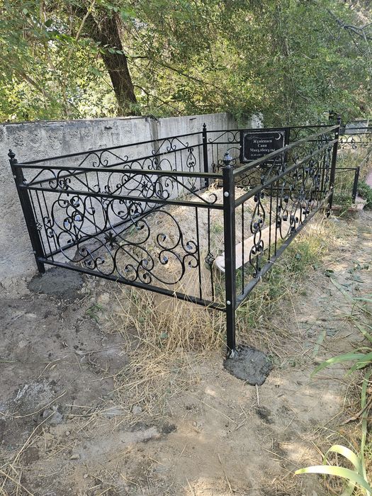 Оградки на могилу