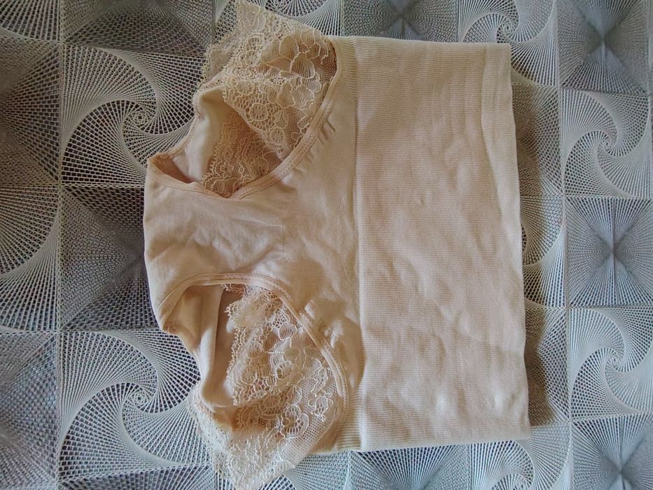 Оформящо ластично бельо