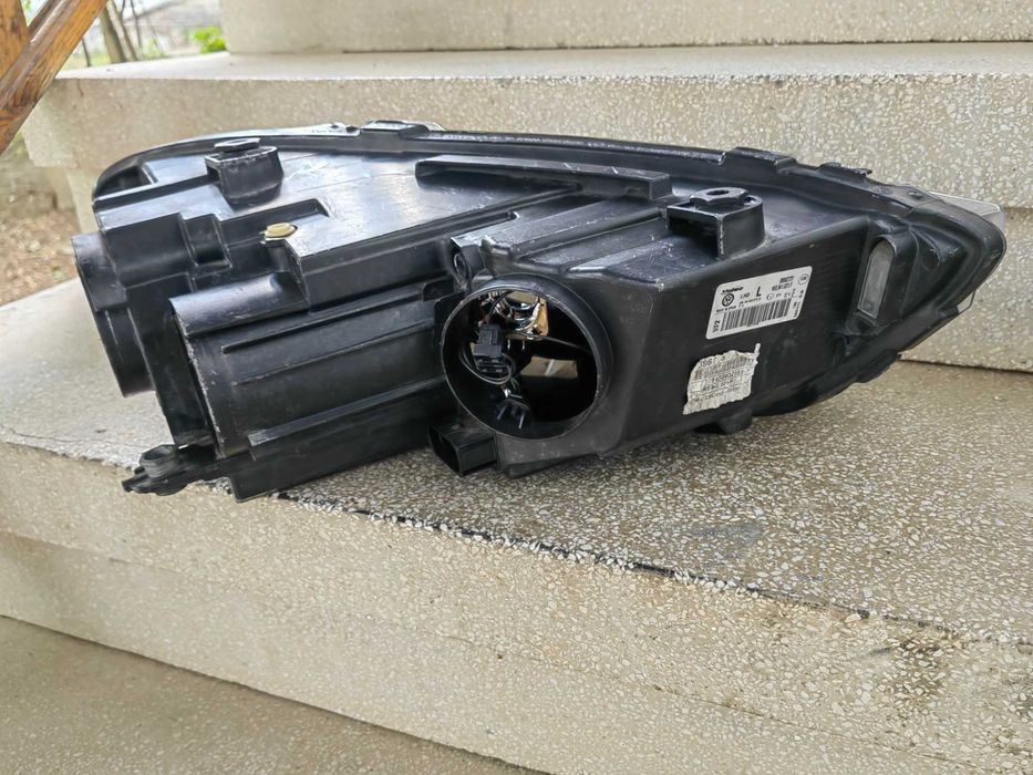 Фар VW Scirocco Xenon ляв / Фар Широко ксенон Оригинален