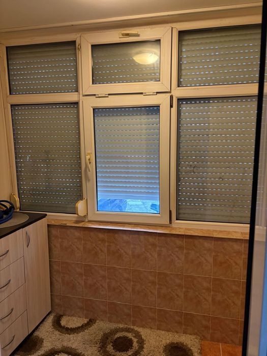 Inchiriez apartament cu doua camere