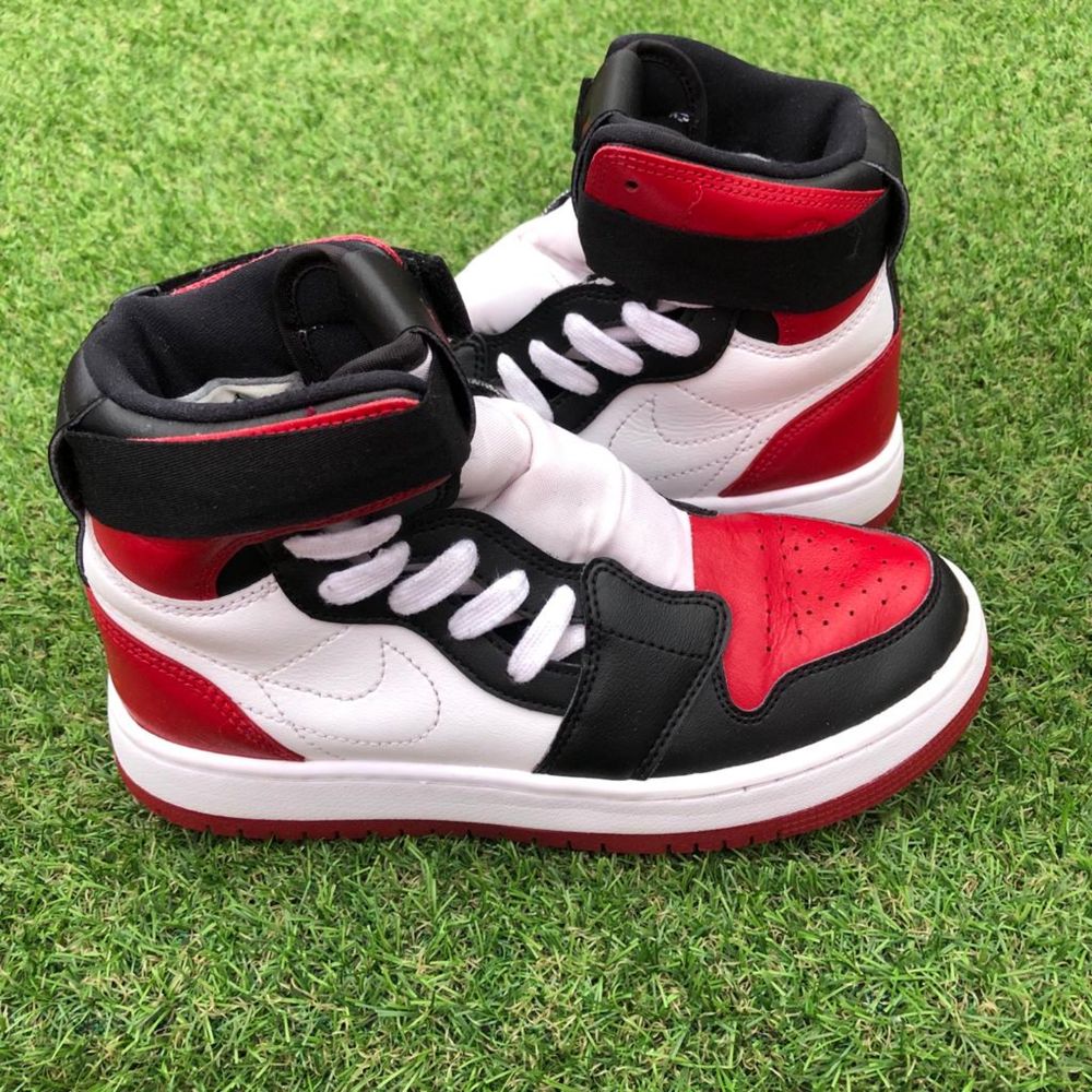 Air Jordan 1 Nova XX Bred Toe 36.5 Craiova OLX.ro