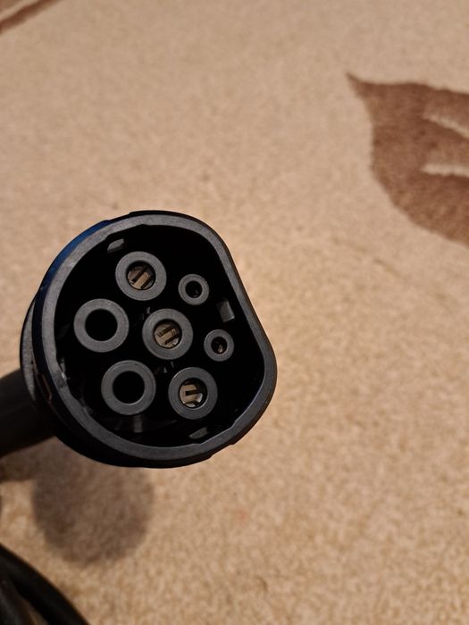 Încărcător DC nefolosit