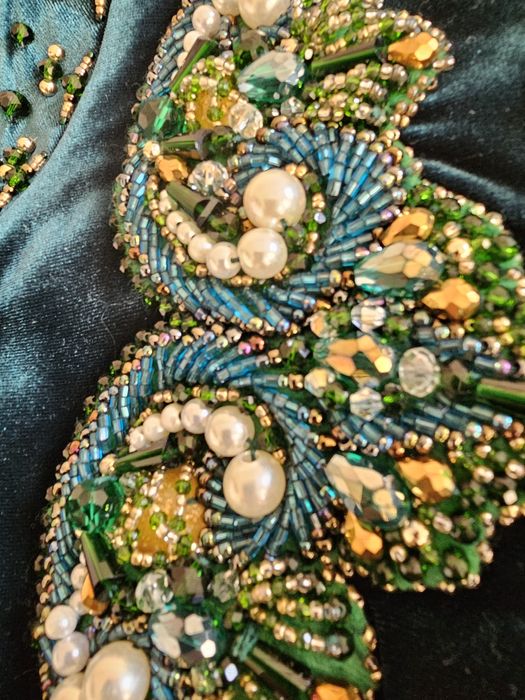 Камзол кажекейбешпент прокат 10000тг