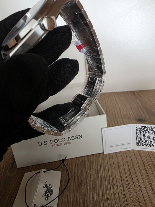 Часовник и гривни U.S polo assn нов