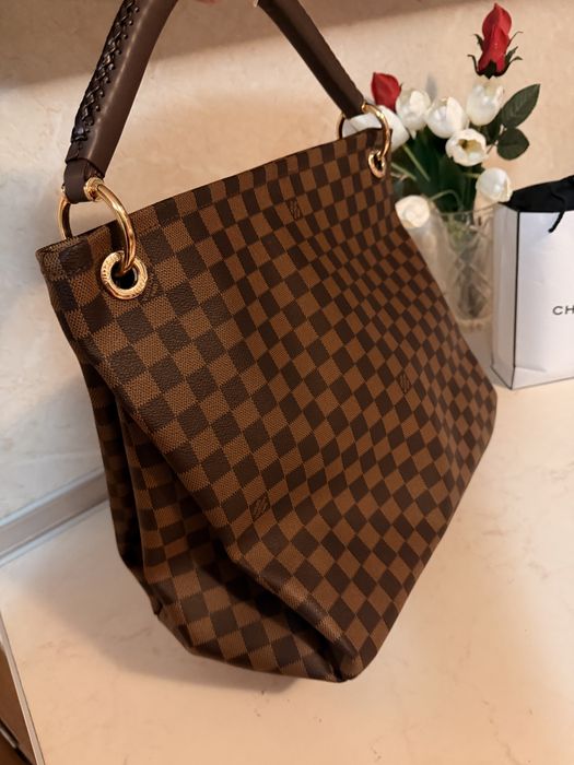 Дамска чанта Louis Vuitton Artsy MM