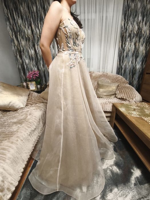 Ефирна Златна Рокля за абитуриентски бал, годеж, специален повод