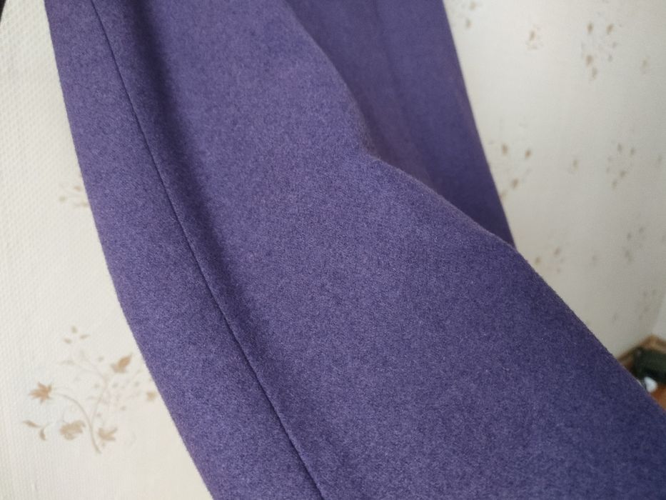 Продам демисезонное пальто