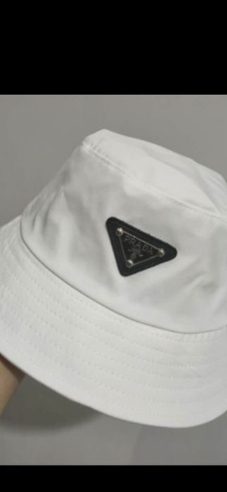 Pălărie Prad*a, model 2026, 4 modele, preț fix, 10 ron prin posta roma