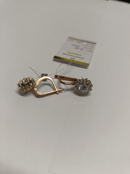 Серьги золотые 3.96гр 585 пробы