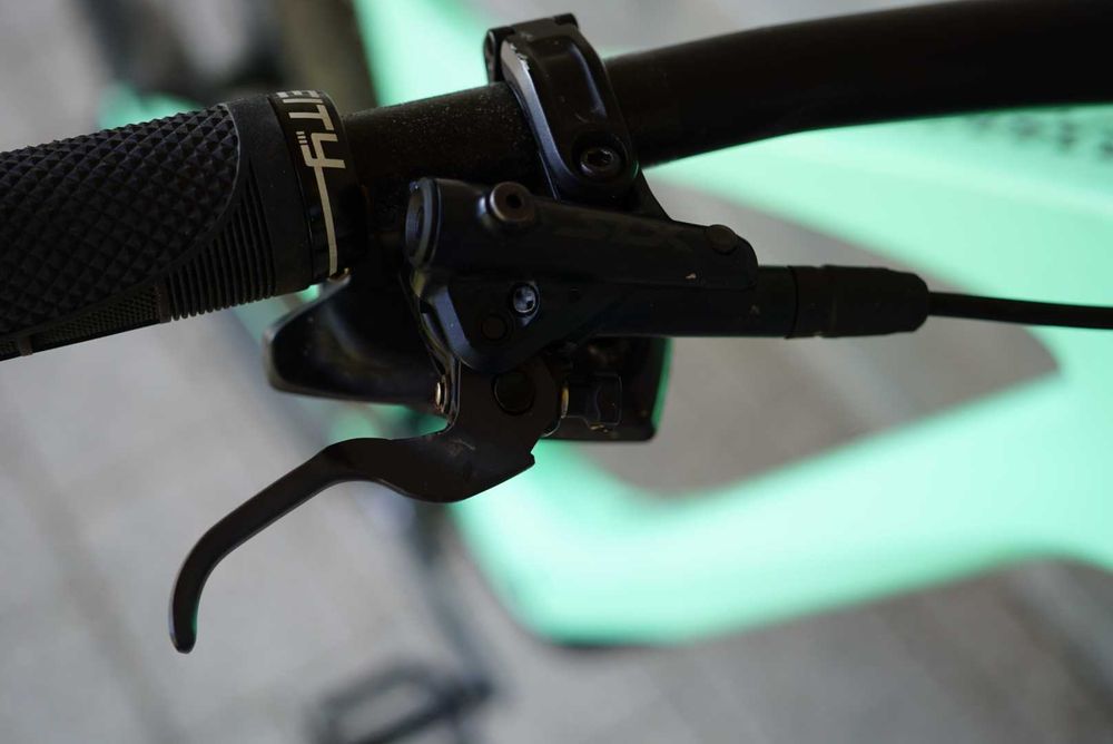 2025 BOLD Unplugged PRO Carbon 170mm *FOX 38/GX AXS*