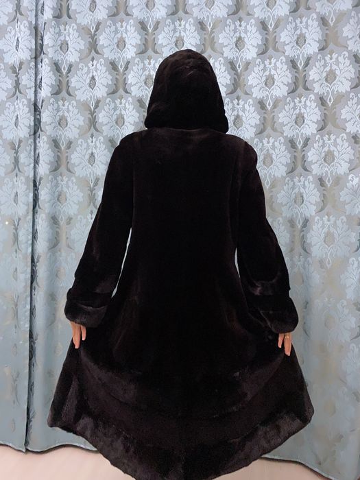 Норковая шуба стрижкннная ОАЭ