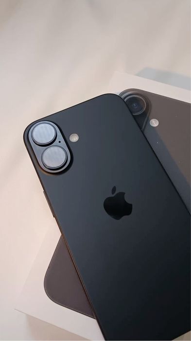 Продам iphone 17 256 гб. EAC. sim
