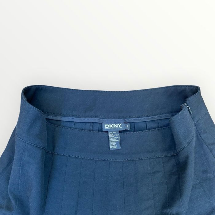 Дамска пола DKNY