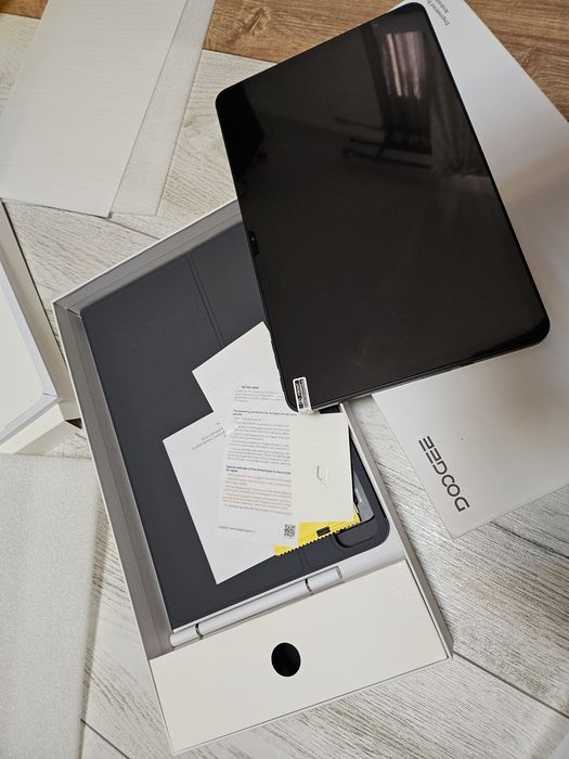 Tableta DoogeeT36 VIP Edition 256Gb/32Gb Ram Nouă Slot Sim