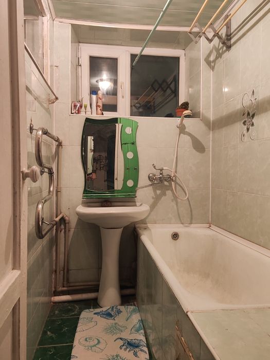 Продам 2 комнатную квартиру