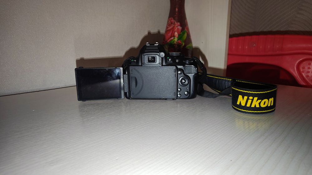 Профессиональный фотоаппарат Nikon