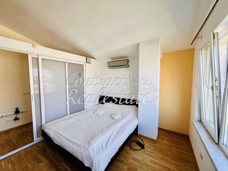 Дава се под наем Двустаен апартамент в Варна, Център - 90 кв.м за 650 € - Снимка #12