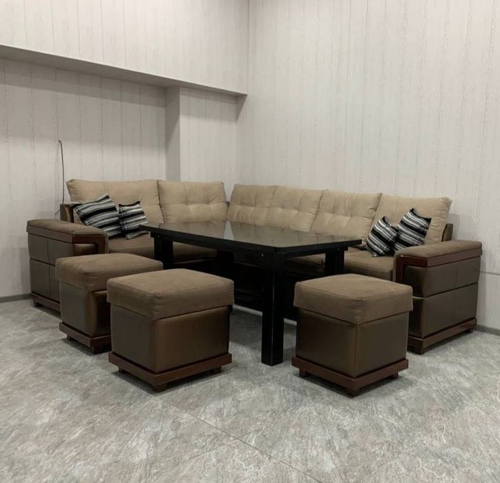 Продается уголок