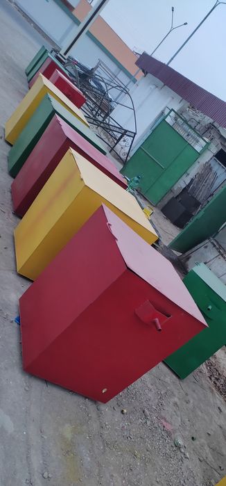 chiqindi idish va urna