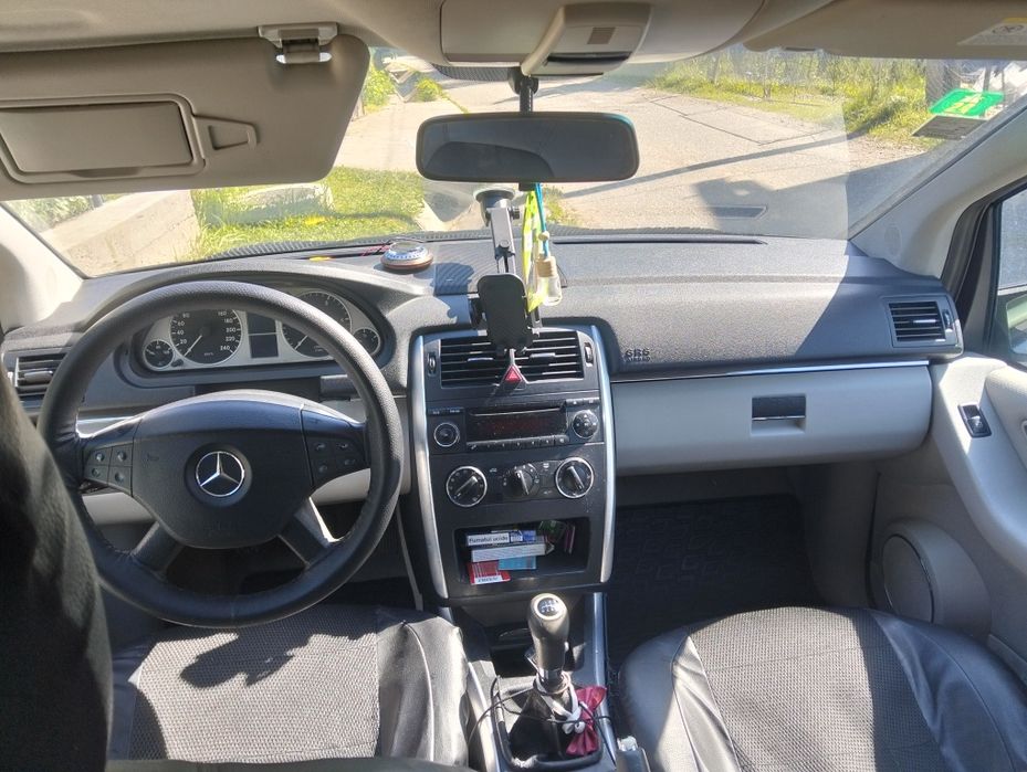 Mercedes Benz b class