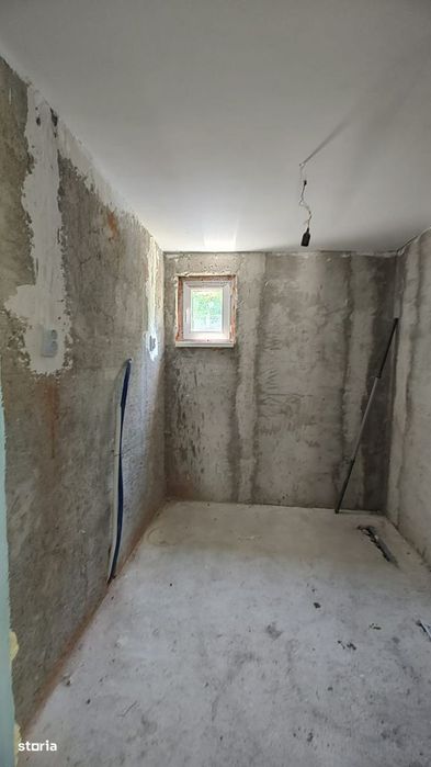 De vanzare casa in Zavoi