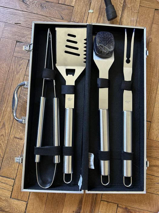 Прибори за барбекю НОВИ